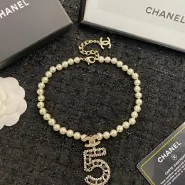 chanel collier pour femme s_121a3b4